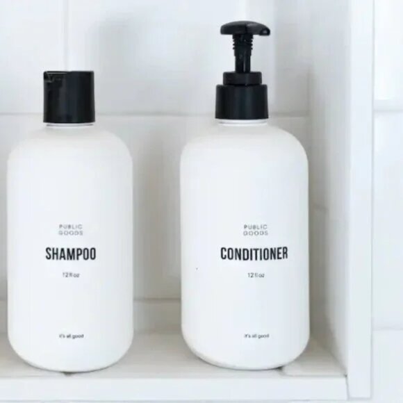 New Public Goods sulfate-free hydrating plant-based essential oil conditioner - Picture 2 of 9